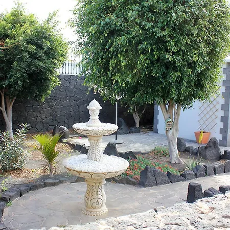 Villa Leonard Playa Blanca  Buitenkant foto