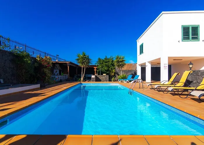 Villa Leonard